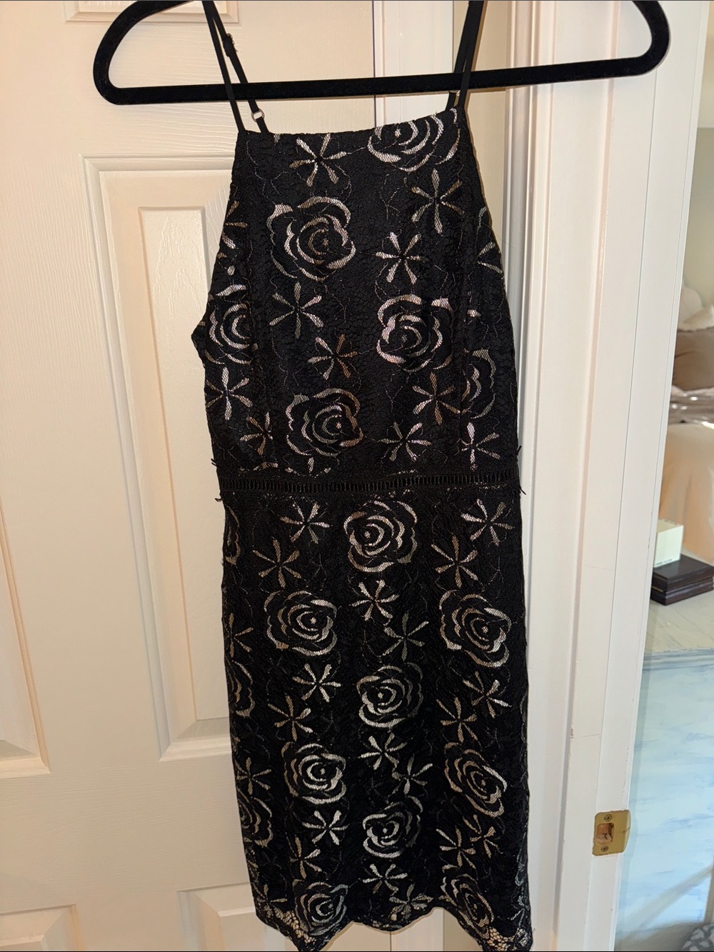 Francesca's Collections Black Lace Midi Skirt with Rose Motif